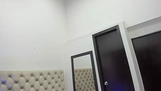 AbbyBeck online show from November 2025 10:47:01 AM