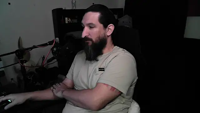 DevilPup75  online show from May 2026 04:21:01 AM