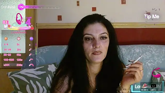 Snapshot of Goldgirl89 chatting on September 2025 11:15:02 PM Goldgirl89 online show from September 2025 11:15:02 PM