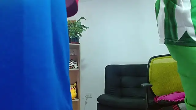 skinny23cm online show from November 2025 09:03:02 PM