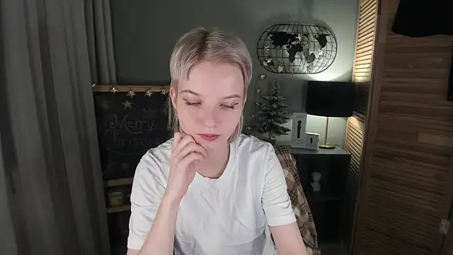 Madelaineses online show from January 2026 08:50:02 AM