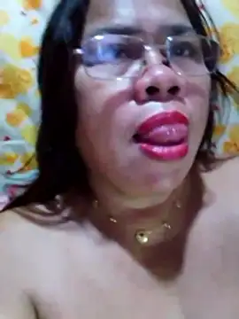 Huge mama69 online show from April 2026 04:27:01 PM