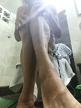 MaryeLunna online show from October 2025 12:55:01 AM