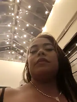 EmilyDuran  online show from November 2025 12:10:01 AM