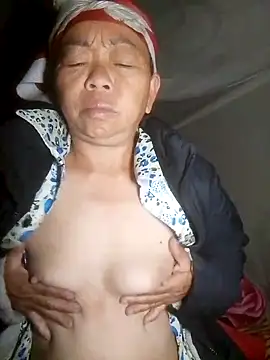 Snapshot of VangLe73 chatting on October 2025 11:20:01 PM VangLe73 online show from October 2025 11:20:01 PM