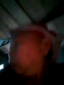 Snapshot of VangLe73 chatting on November 2025 11:35:01 PM VangLe73 online show from November 2025 11:35:01 PM