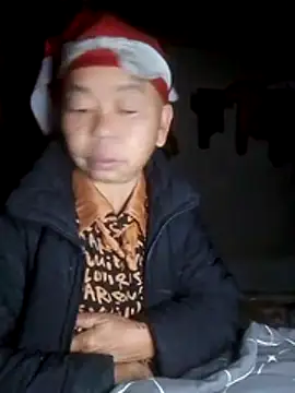 Snapshot of VangLe73 chatting on November 2025 11:38:01 PM VangLe73 online show from November 2025 11:38:01 PM