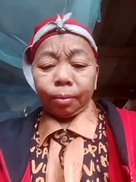 Snapshot of VangLe73 chatting on November 2025 06:05:02 AM VangLe73 online show from November 2025 06:05:02 AM