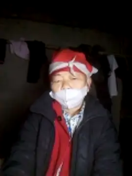 Snapshot of VangLe73 chatting on January 2026 11:52:02 PM VangLe73 online show from January 2026 11:52:02 PM