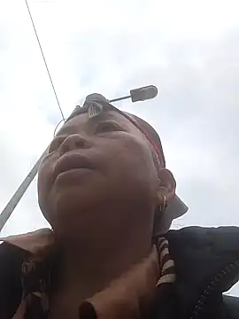 Snapshot of VangLe73 chatting on January 2026 08:08:02 AM VangLe73 online show from January 2026 08:08:02 AM