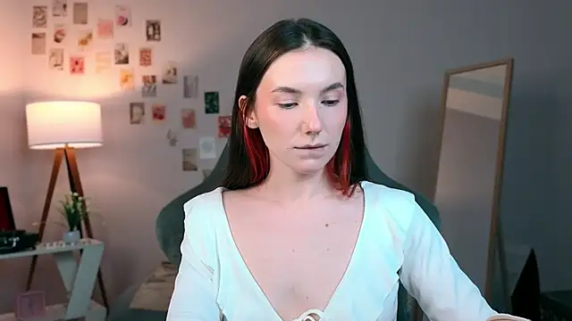 TinysRoses online show from October 2025 05:19:02 AM