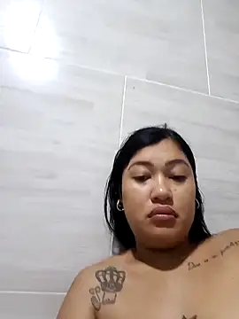 Snapshot of linda_ber30 chatting on October 2025 01:11:01 PM linda ber30 online show from October 2025 01:11:01 PM