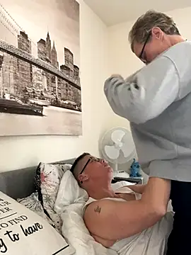 Curvy-Jinx online show from November 2025 02:44:01 PM