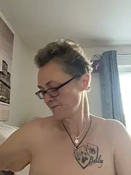 Curvy-Jinx online show from January 2026 08:42:02 AM