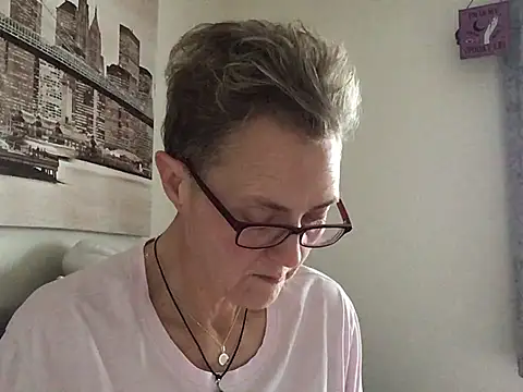 Curvy-Jinx online show from February 2026 08:40:01 AM