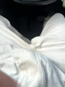 Kratex82 online show from January 2026 02:21:02 PM