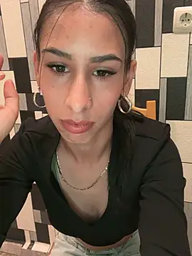 Sarairina online show from May 2026 08:48:02 PM