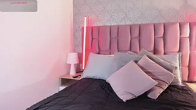 MartinaRizzi online show from December 2025 03:35:02 AM