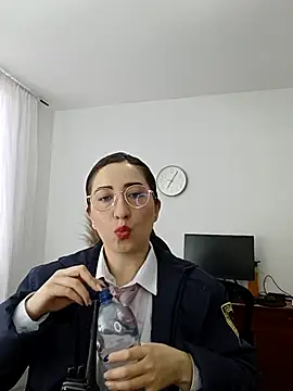 SUSY  06 online show from November 2025 12:05:02 PM