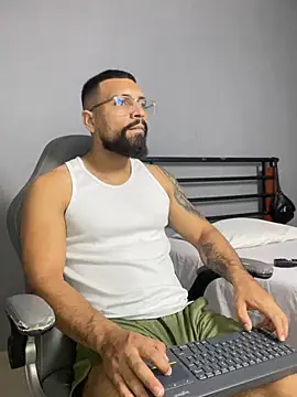 vincentjaxon online show from March 2026 08:14:01 PM