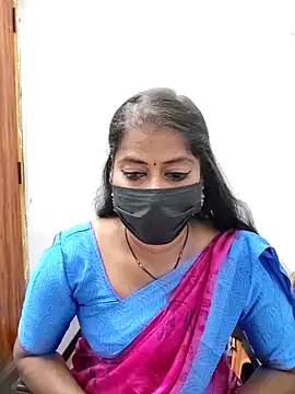 Snapshot of tamil_Sigappu_Roja chatting on May 2026 02:18:01 AM tamil Sigappu Roja online show from May 2026 02:18:01 AM