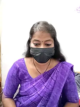 Snapshot of tamil_Sigappu_Roja chatting on May 2026 01:00:01 AM tamil Sigappu Roja online show from May 2026 01:00:01 AM
