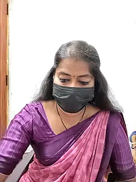 Snapshot of tamil_Sigappu_Roja chatting on May 2026 12:41:02 AM tamil Sigappu Roja online show from May 2026 12:41:02 AM