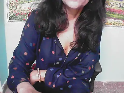 Snapshot of Lovely_bhabhi143 chatting on March 2026 06:17:01 AM Lovely bhabhi143 online show from March 2026 06:17:01 AM