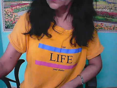 Snapshot of Lovely_bhabhi143 chatting on March 2026 06:08:02 AM Lovely bhabhi143 online show from March 2026 06:08:02 AM