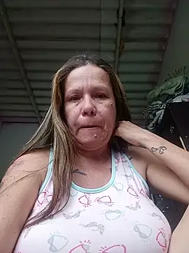 Snapshot of SinisterBabe chatting on December 2025 12:14:01 PM SinisterBabe online show from December 2025 12:14:01 PM