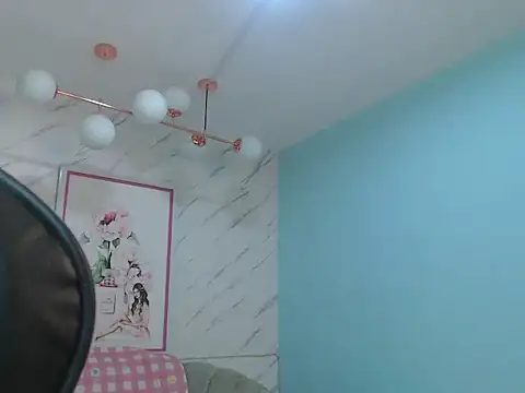 Snapshot of victoria_hernandez_t_ chatting on June 2026 01:10:01 PM victoria hernandez t online show from June 2026 01:10:01 PM
