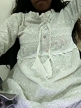 Alia-00 online show from September 2025 03:55:02 AM