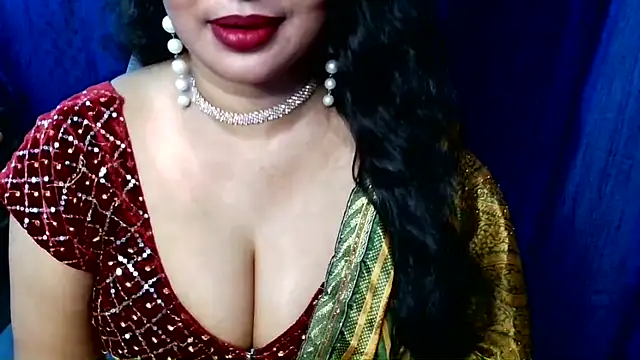 Snapshot of QUEEN_SAKHI- chatting on April 2026 04:34:02 PM QUEEN SAKHI- online show from April 2026 04:34:02 PM