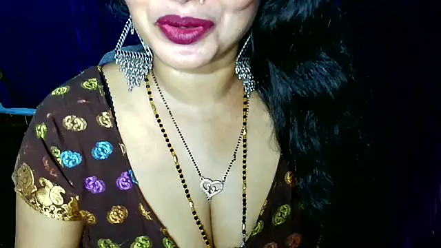 Snapshot of QUEEN_SAKHI- chatting on June 2026 09:14:01 AM QUEEN SAKHI- online show from June 2026 09:14:01 AM