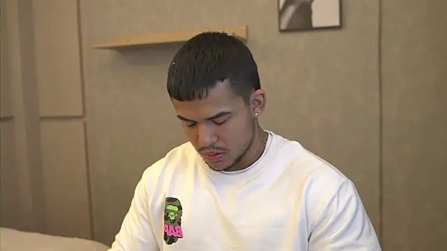 Thiago Valente online show from March 2026 01:18:01 PM