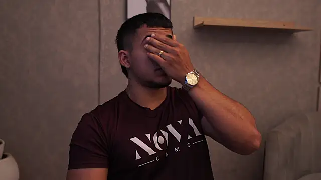 Thiago Valente online show from April 2026 01:29:02 PM