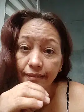 marinita13 online show from October 2025 01:43:02 PM