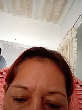 marinita13 online show from April 2026 02:11:02 PM