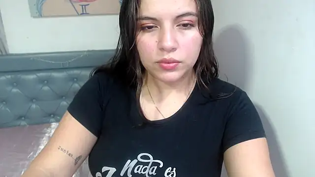 sarah aguilar online show from October 2025 06:08:02 PM