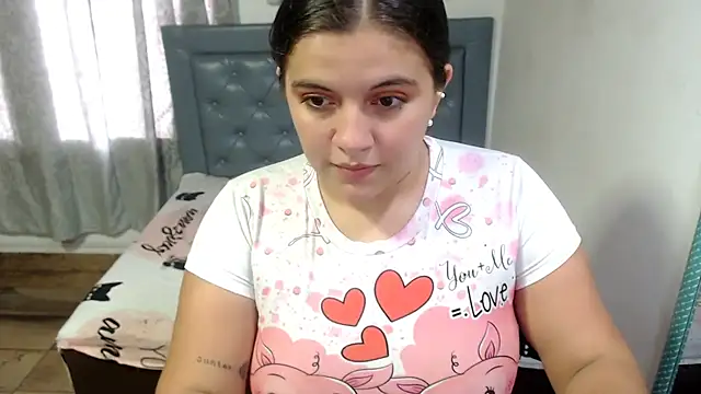 sarah aguilar online show from March 2026 04:41:01 PM