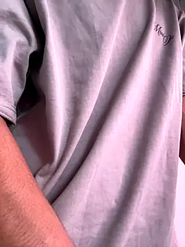 Max Rain online show from October 2025 03:22:02 PM