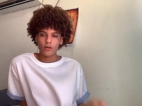Max Rain online show from July 2026 07:02:02 PM