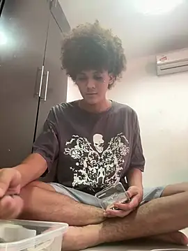 Max Rain online show from July 2026 09:28:02 PM