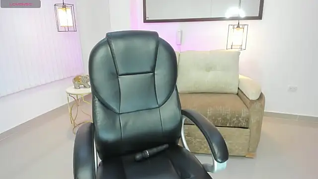 July Adams online show from March 2026 03:12:02 AM