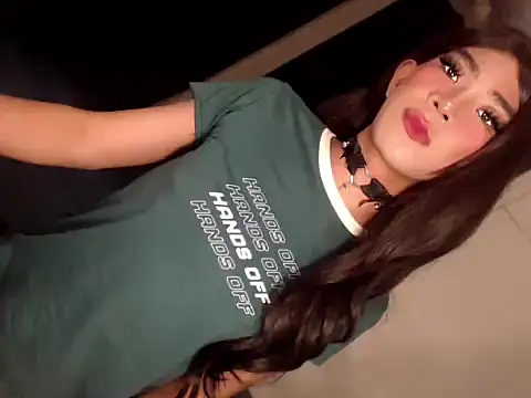 Sasha blade online show from November 2025 05:04:01 PM