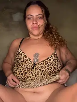 Snapshot of Chloe_Leaozinho chatting on May 2026 05:36:02 AM Chloe Leaozinho online show from May 2026 05:36:02 AM