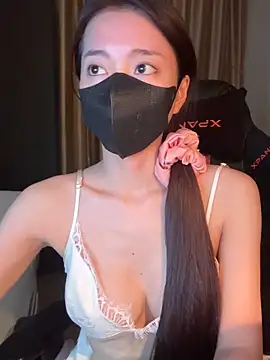 Snapshot of _Meimeibaby_ chatting on June 2026 10:43:02 AM Meimeibaby online show from June 2026 10:43:02 AM