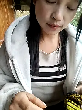 Tiyir597 online show from October 2025 02:52:01 AM