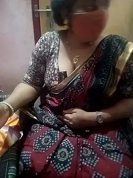 Snapshot of Jessi_25 chatting on January 2026 04:22:02 PM Jessi 25 online show from January 2026 04:22:02 PM