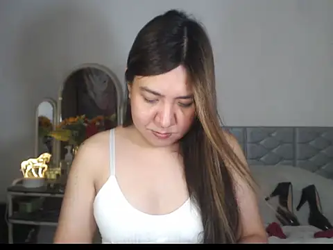 stellahugeX online show from December 2025 08:56:02 AM